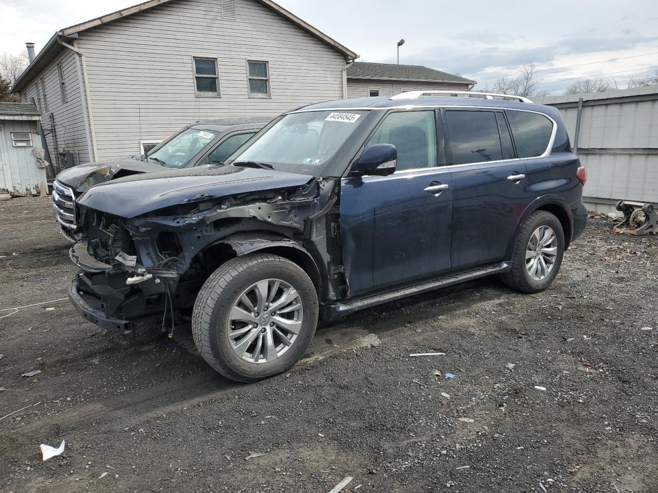 INFINITI QX80 BASE 2017