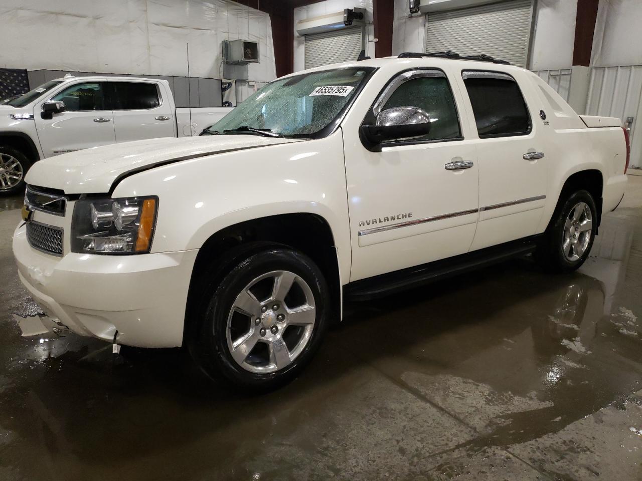 CHEVROLET AVALANCHE 2011