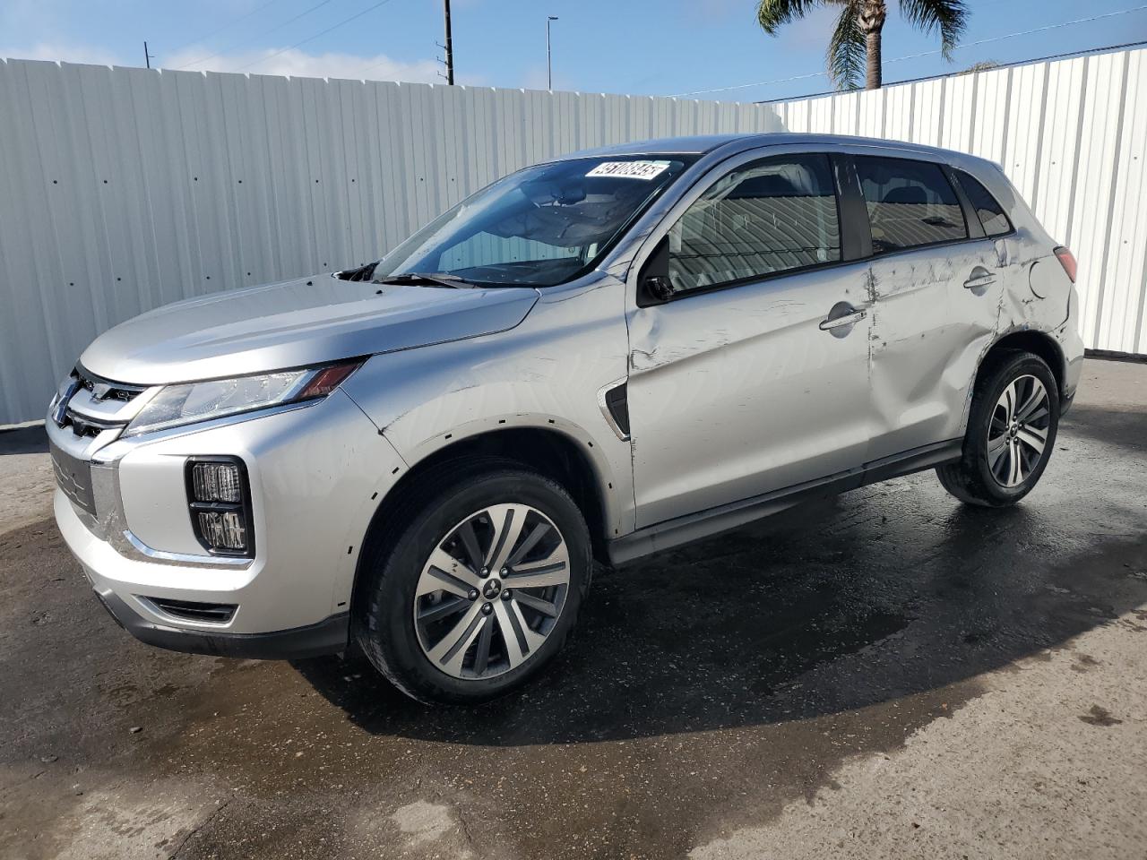 MITSUBISHI OUTLANDER 2023