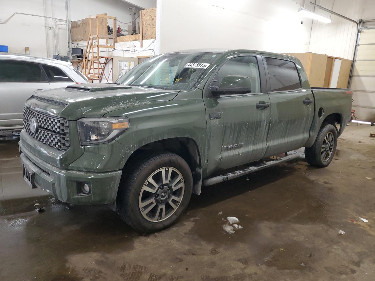 TOYOTA TUNDRA CRE 2021