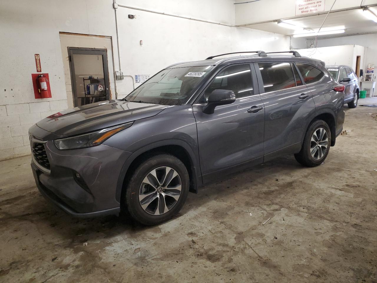 TOYOTA HIGHLANDER 2023