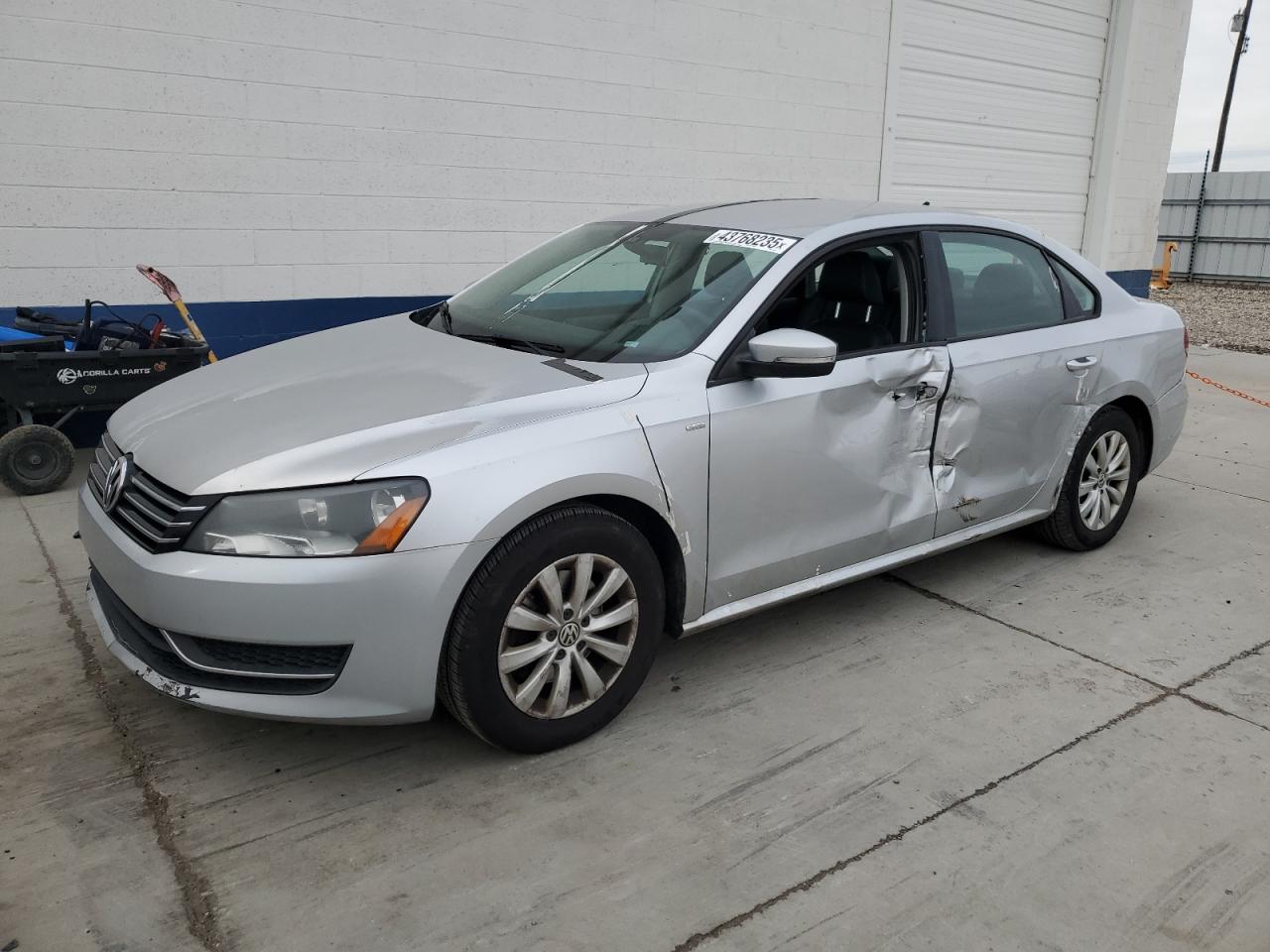 VOLKSWAGEN PASSAT S 2013