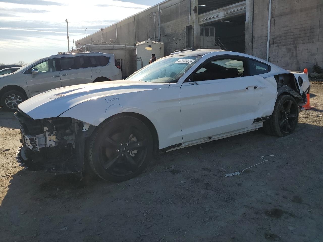 FORD MUSTANG 2023