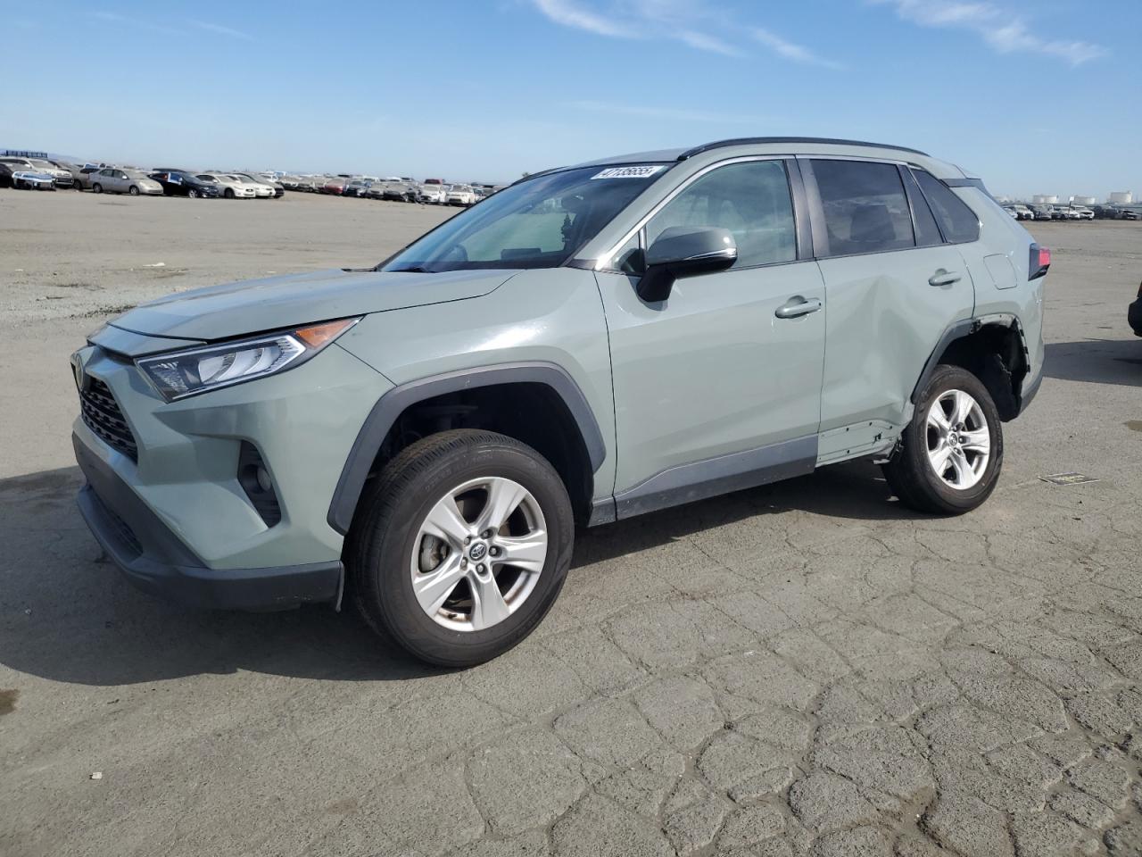 TOYOTA RAV4 XLE 2021