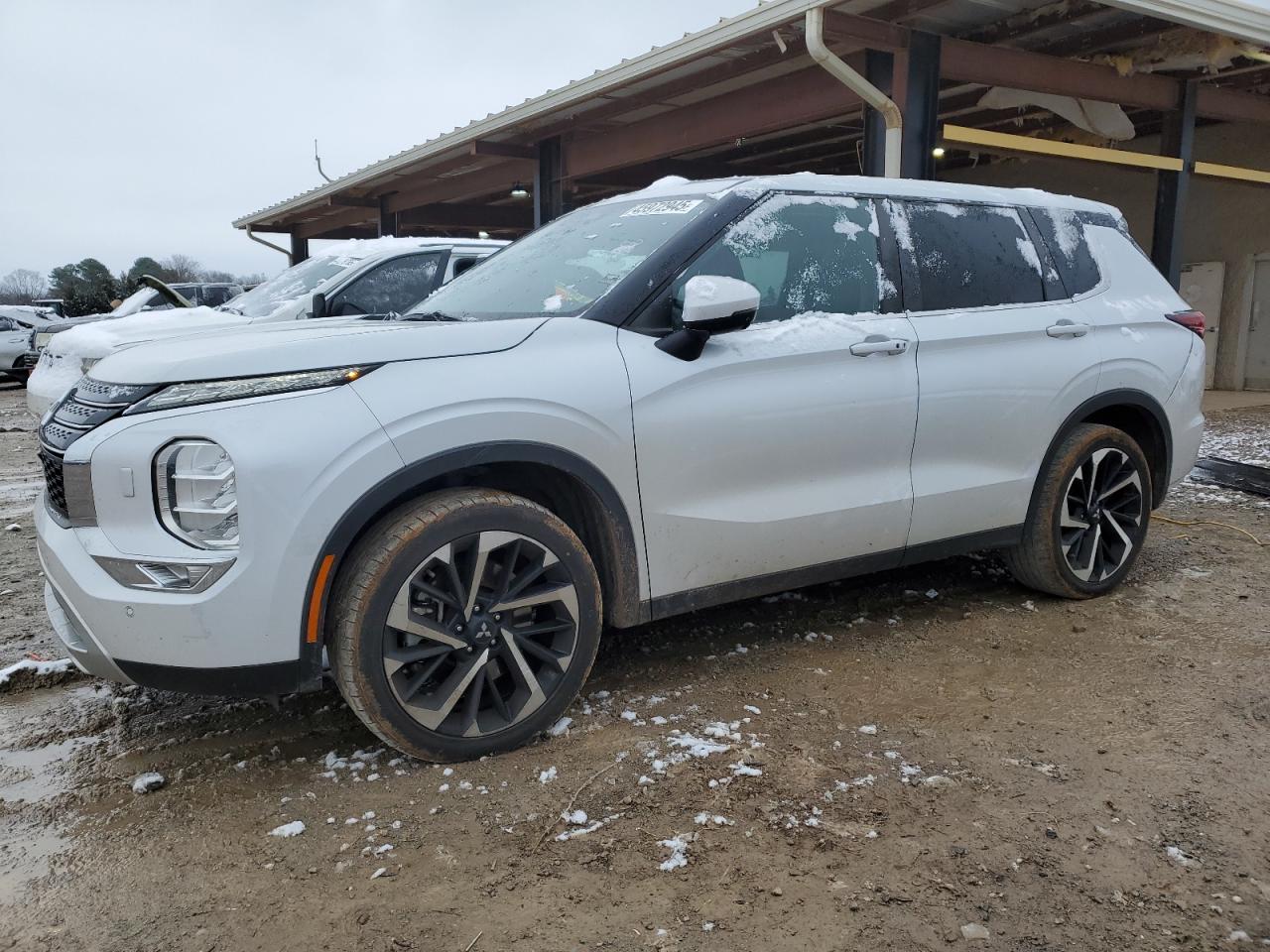 MITSUBISHI OUTLANDER 2022