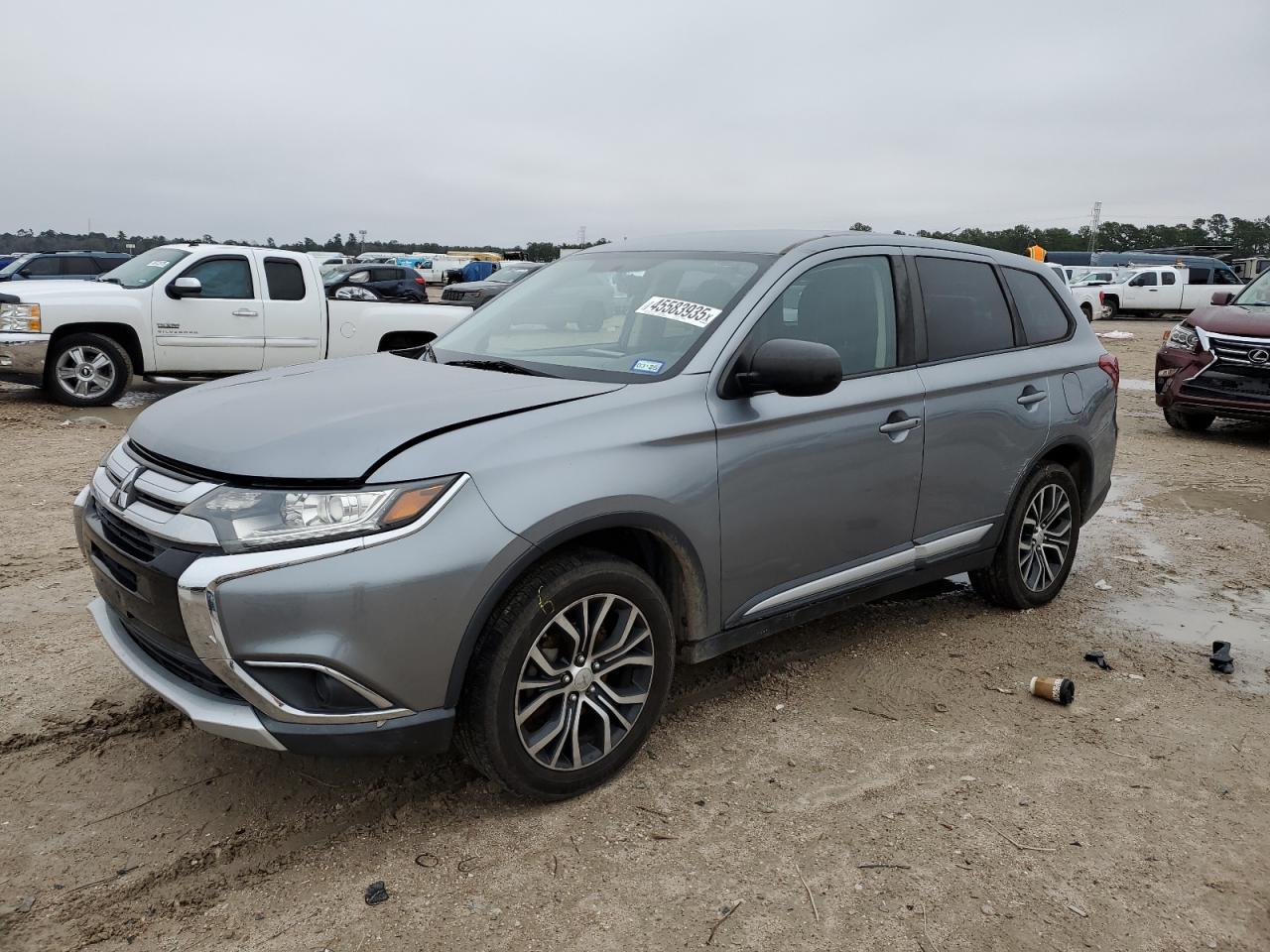 MITSUBISHI OUTLANDER 2016