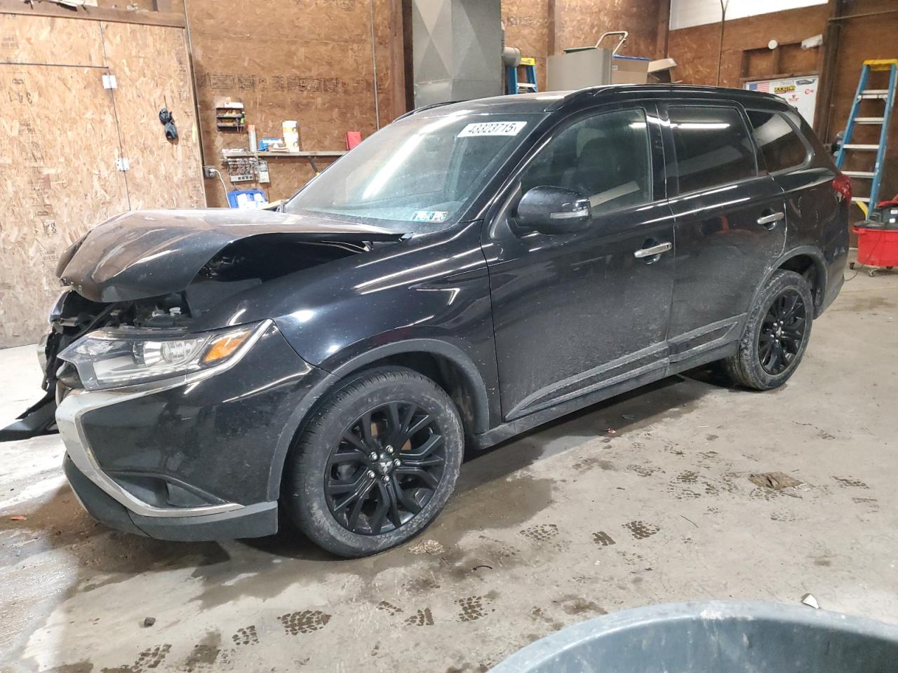 MITSUBISHI OUTLANDER 2019