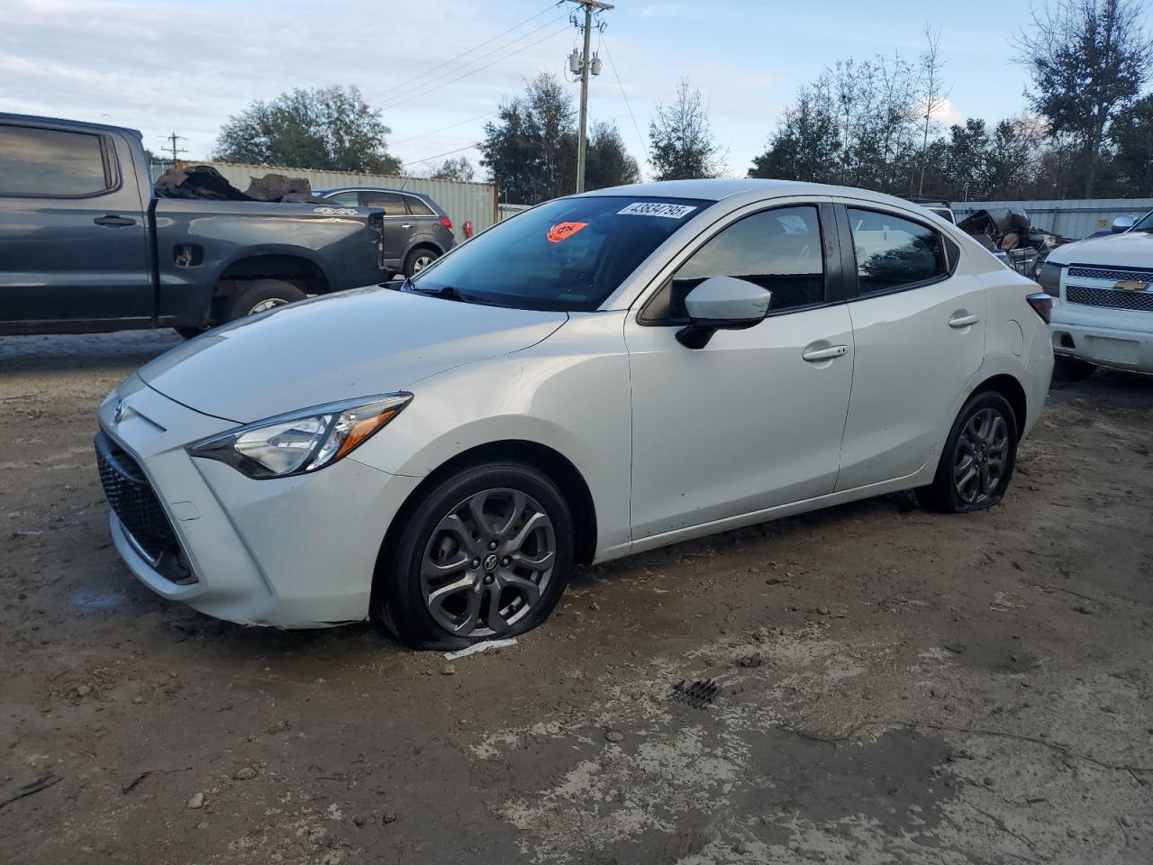 TOYOTA YARIS L 2019