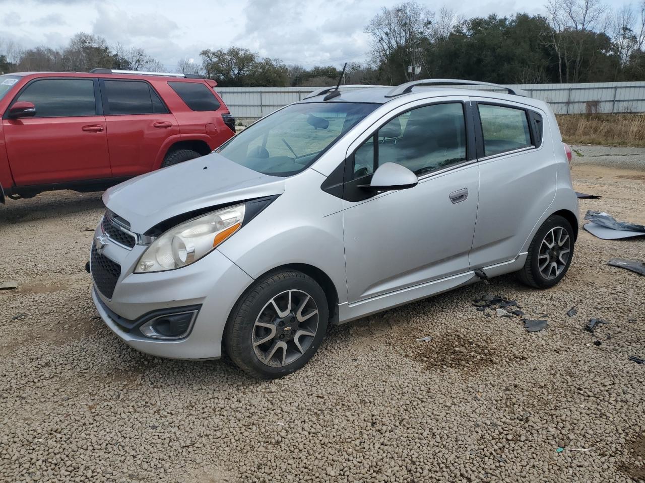 CHEVROLET SPARK 2LT 2013