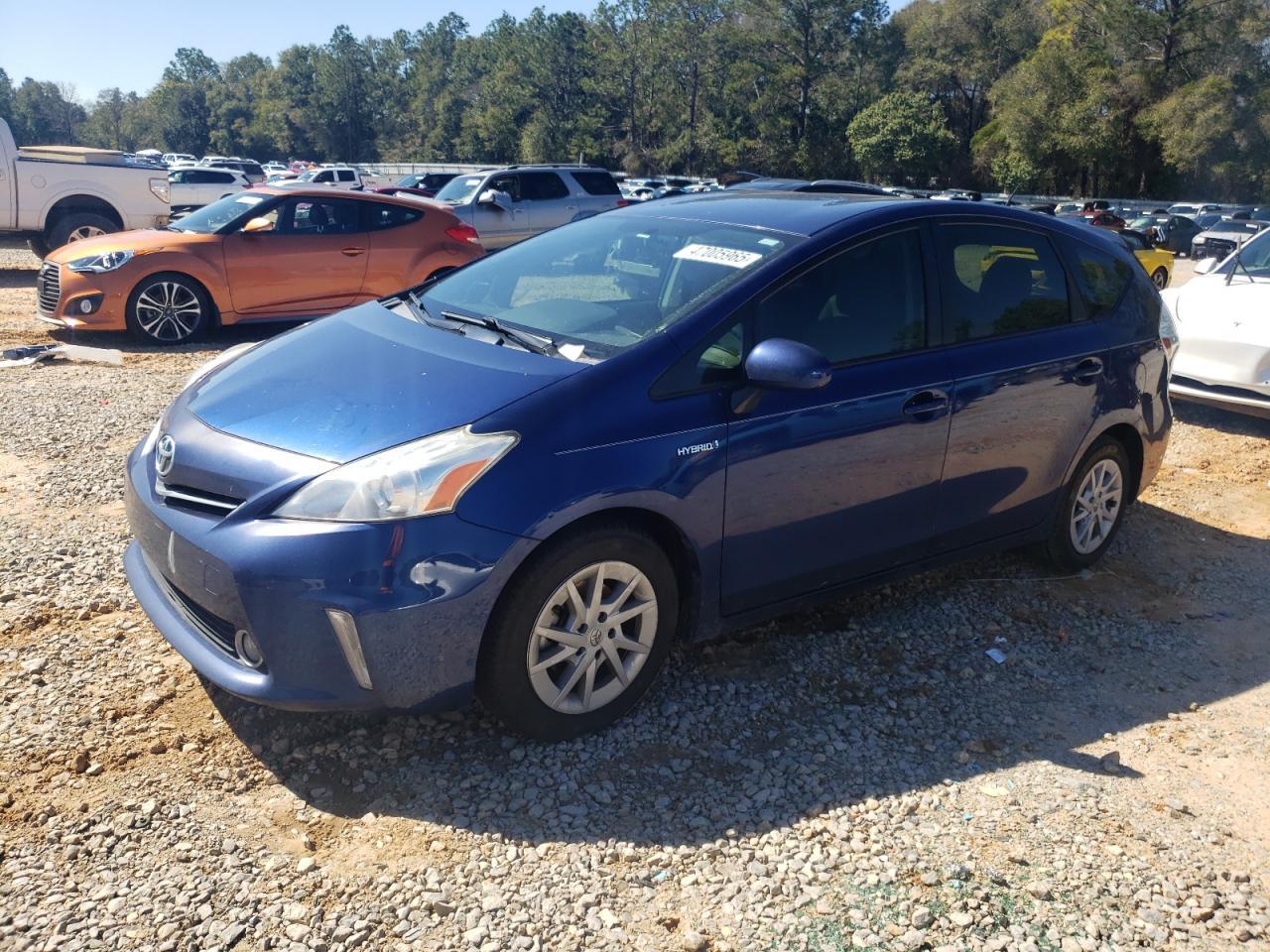 TOYOTA PRIUS V 2012