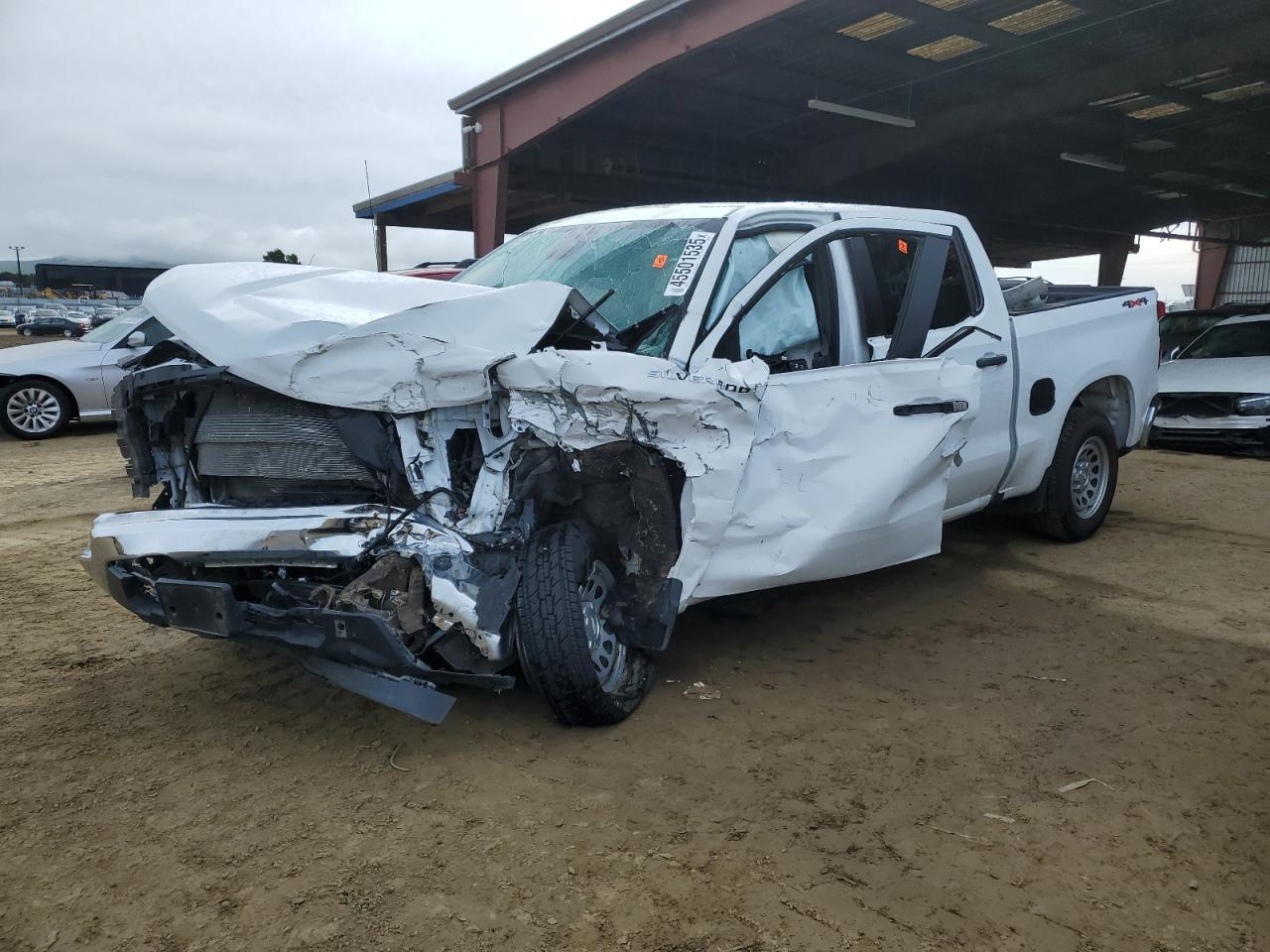 CHEVROLET SILVERADO 2023