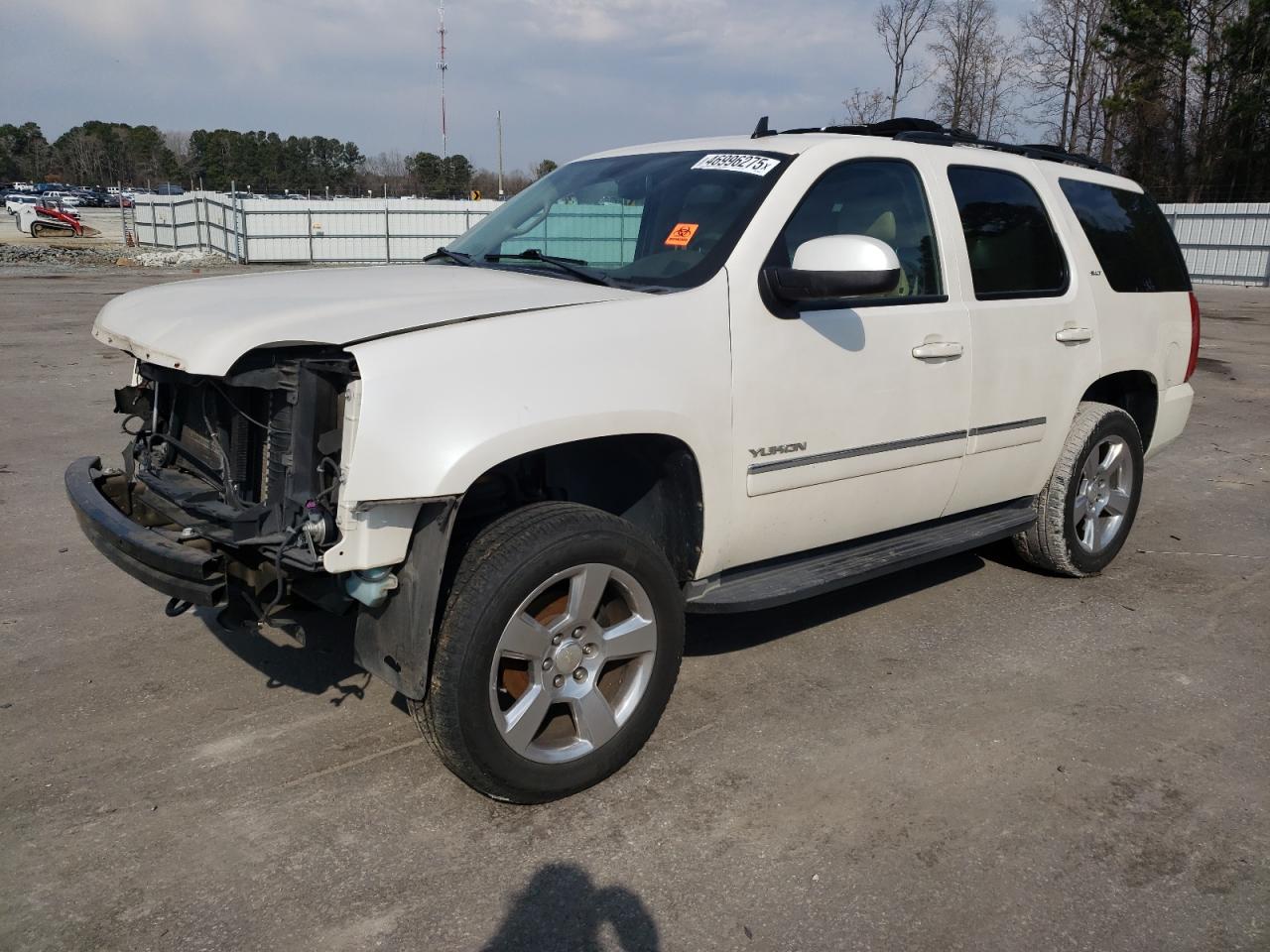 GMC YUKON SLT 2011