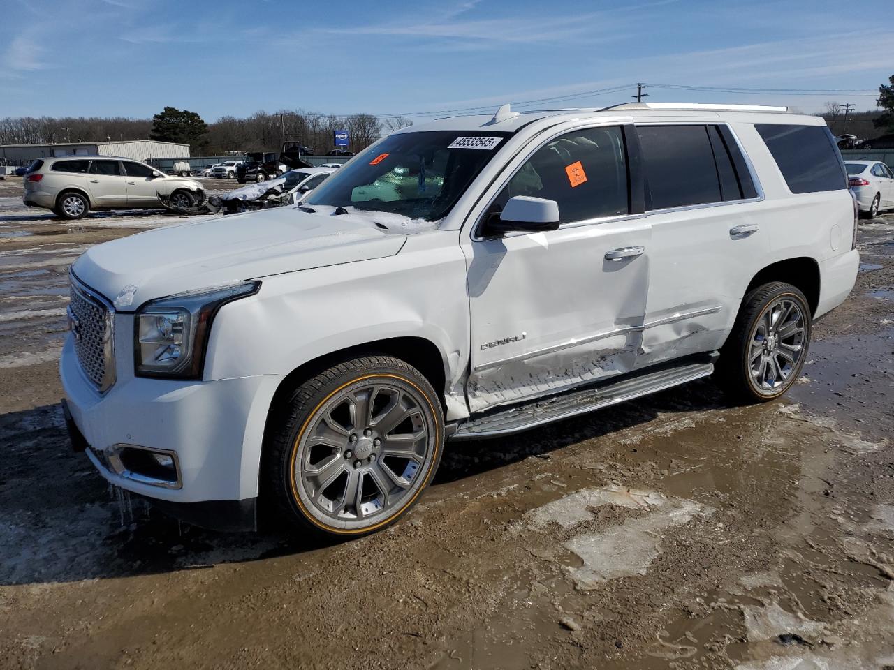 GMC YUKON DENA 2016