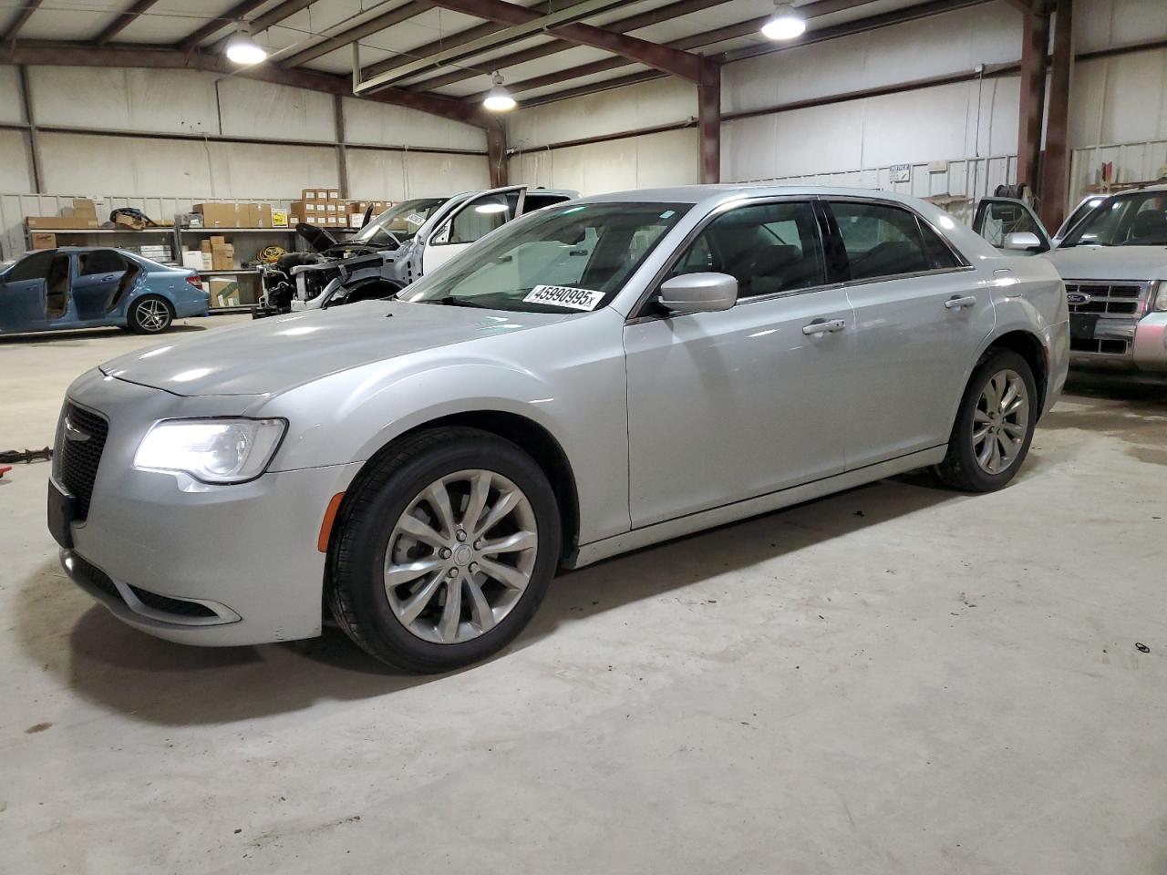 CHRYSLER 300 TOURIN 2019