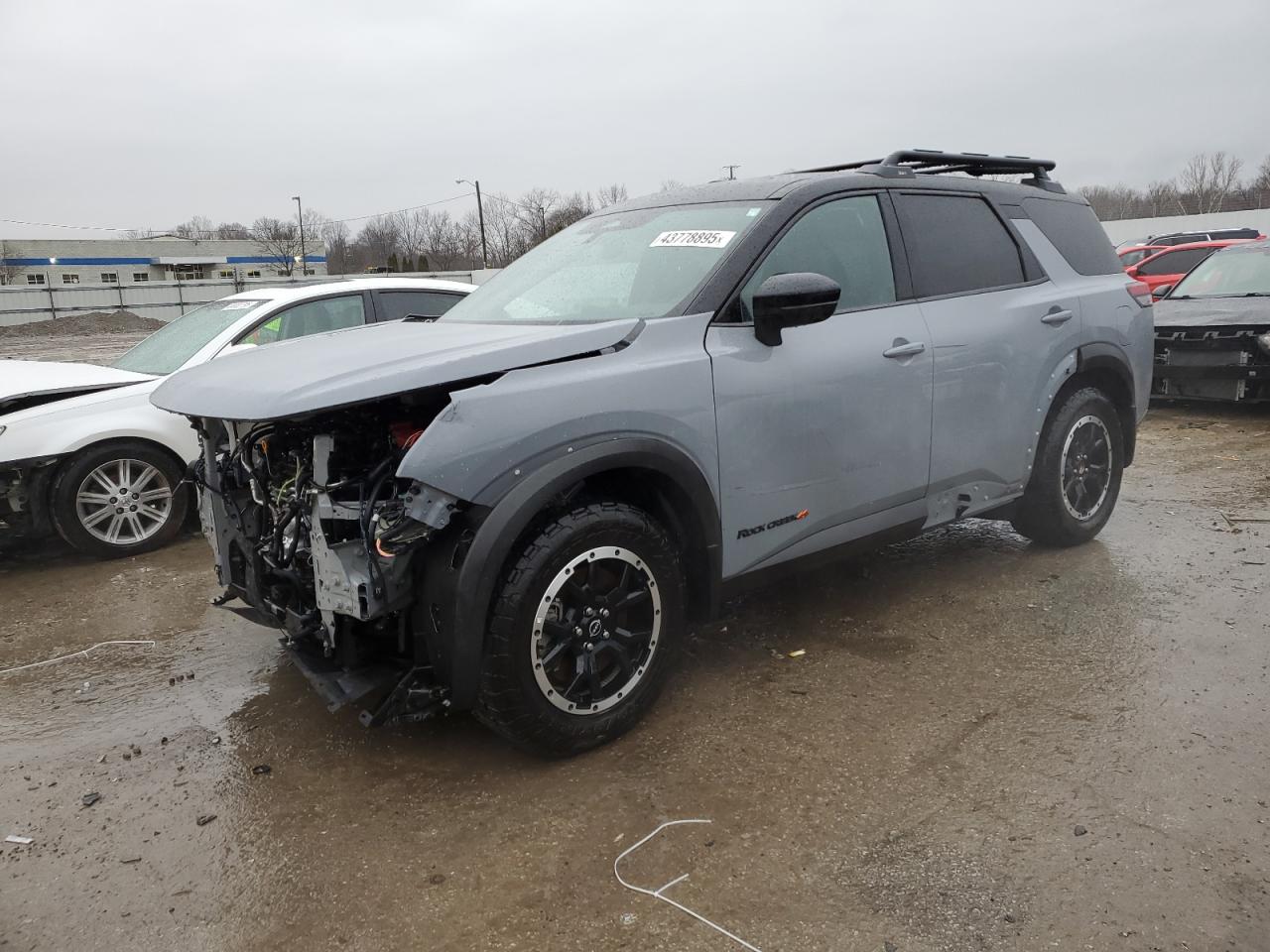 NISSAN PATHFINDER 2023