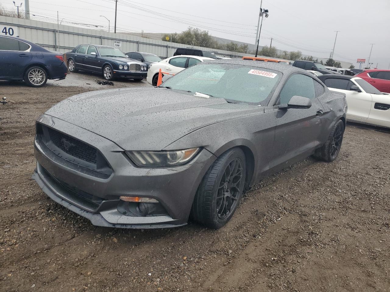 FORD MUSTANG 2015