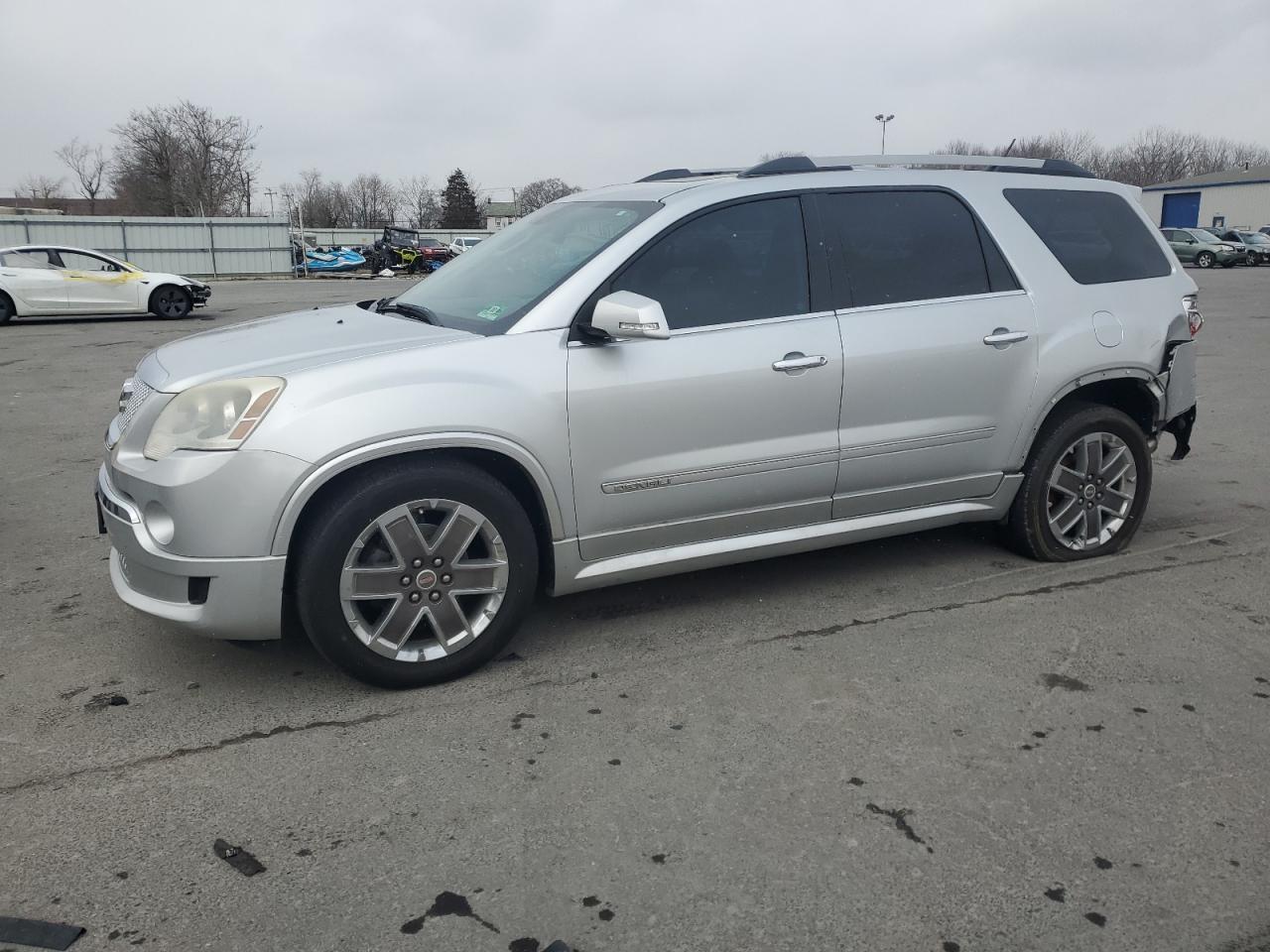 GMC ACADIA DEN 2012