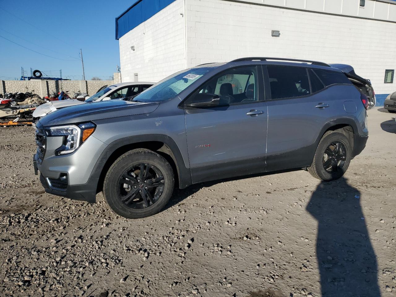 GMC TERRAIN AT 2023