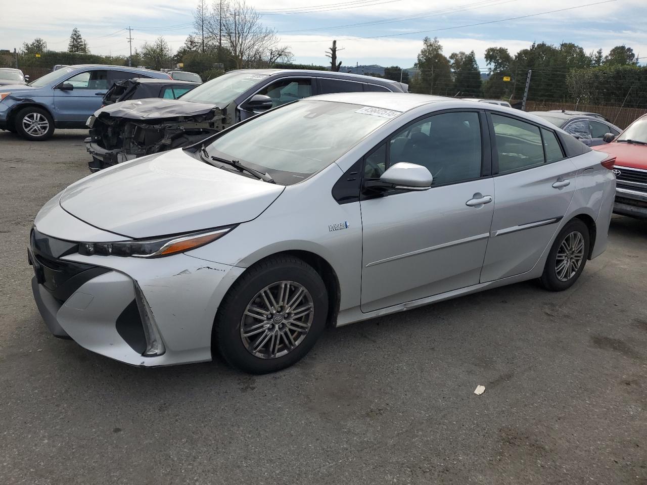 TOYOTA PRIUS PRIM 2017