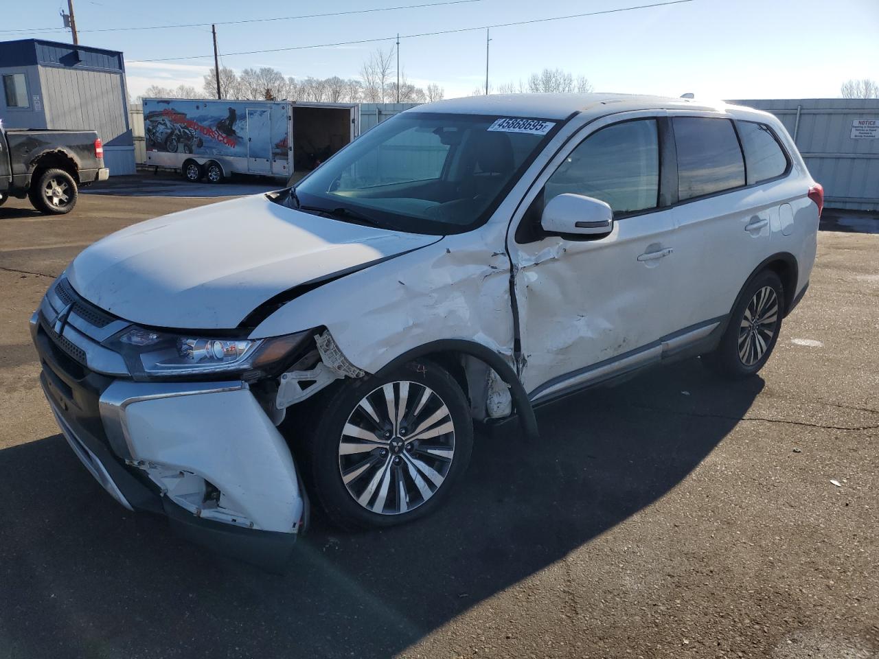 MITSUBISHI OUTLANDER 2019