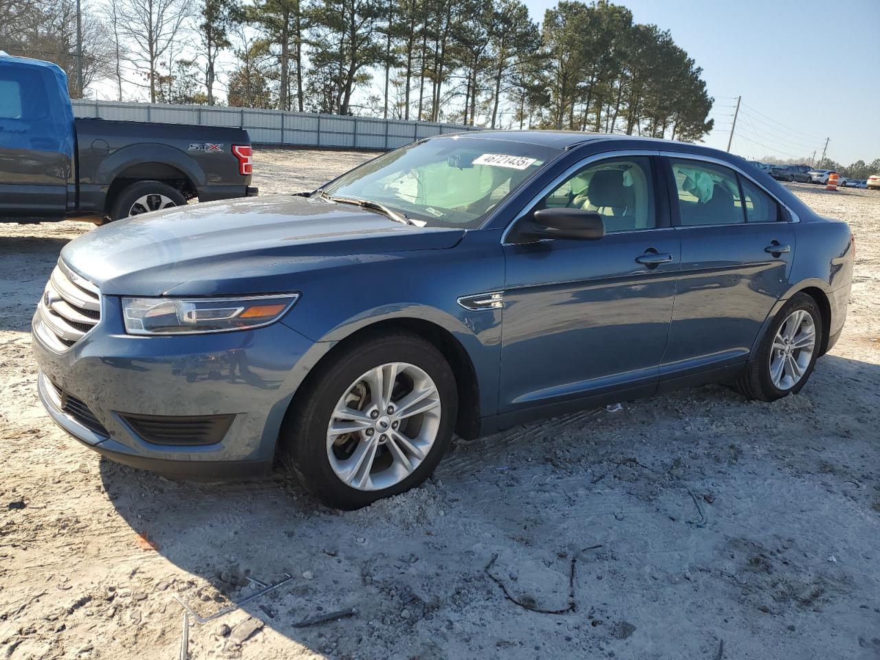 FORD TAURUS SE 2018
