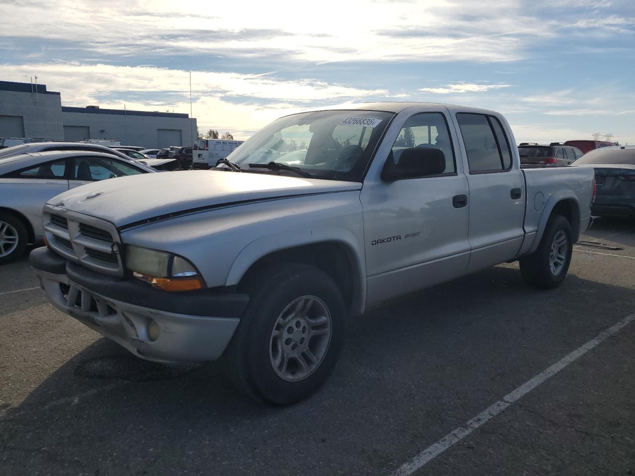 DODGE DAKOTA QUA 2002