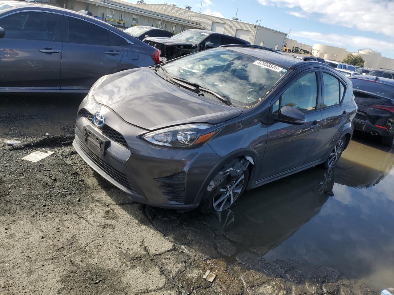 TOYOTA PRIUS C 2018