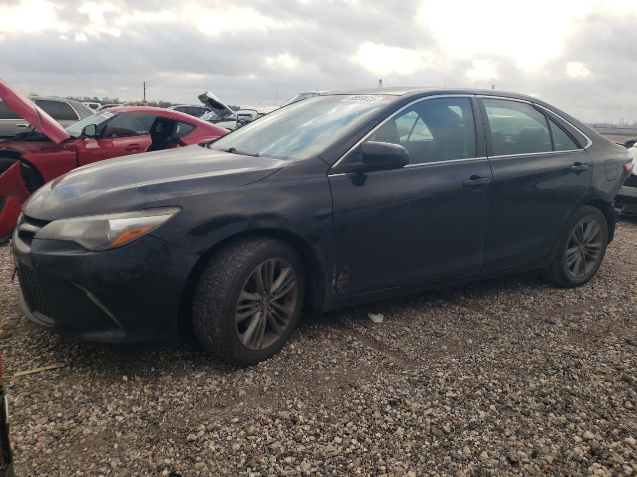 TOYOTA CAMRY LE 2017