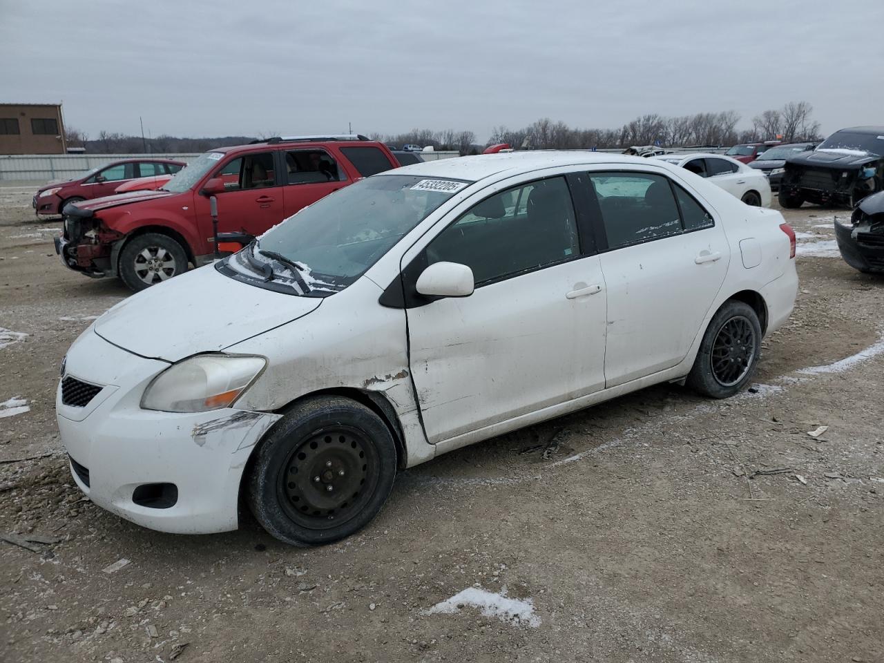 TOYOTA YARIS 2012