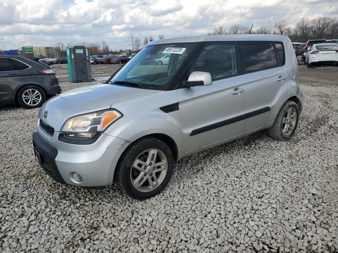 KIA SOUL + 2011