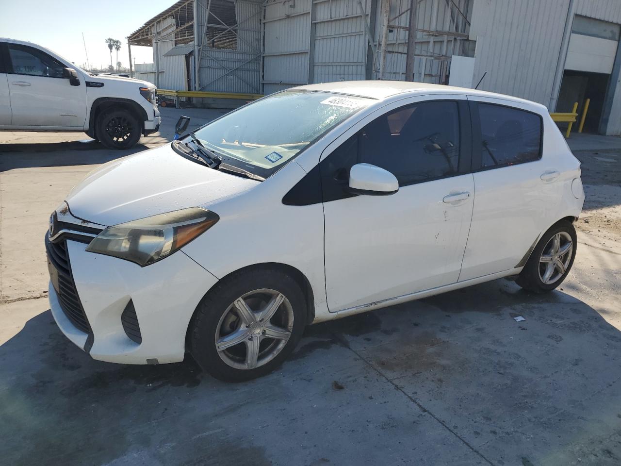 TOYOTA YARIS 2015