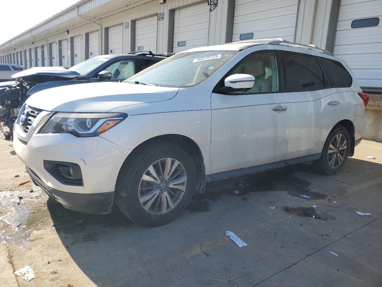 NISSAN PATHFINDER 2017