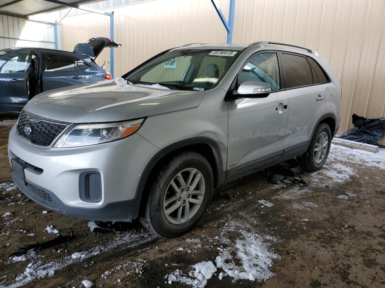 KIA SORENTO LX 2015