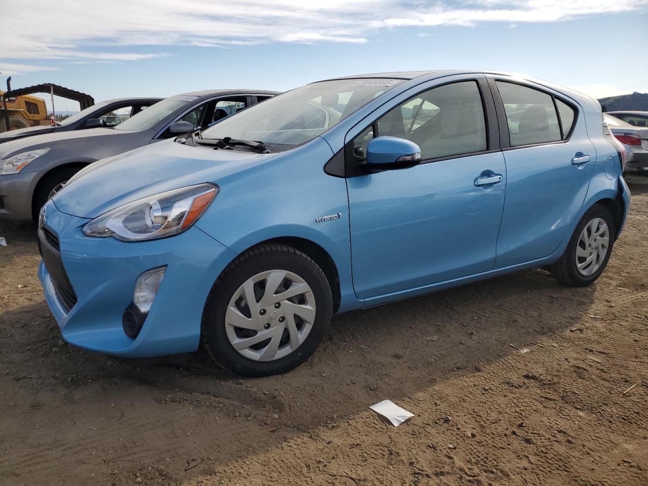 TOYOTA PRIUS C 2015