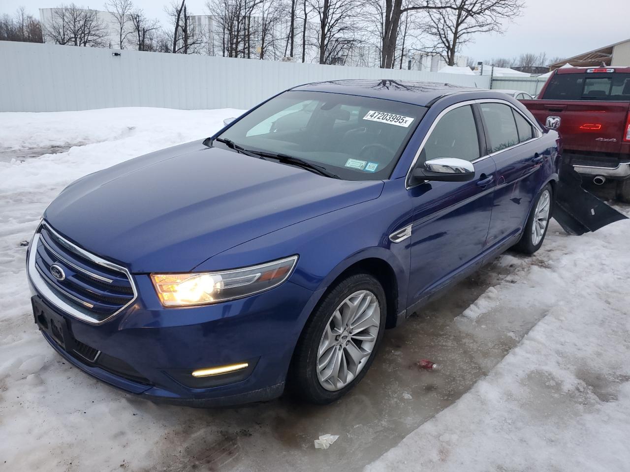 FORD TAURUS LIM 2015