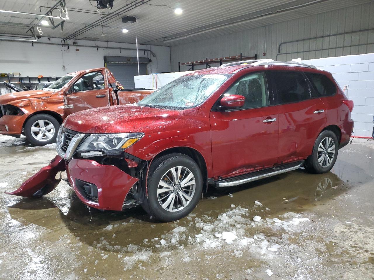 NISSAN PATHFINDER 2020