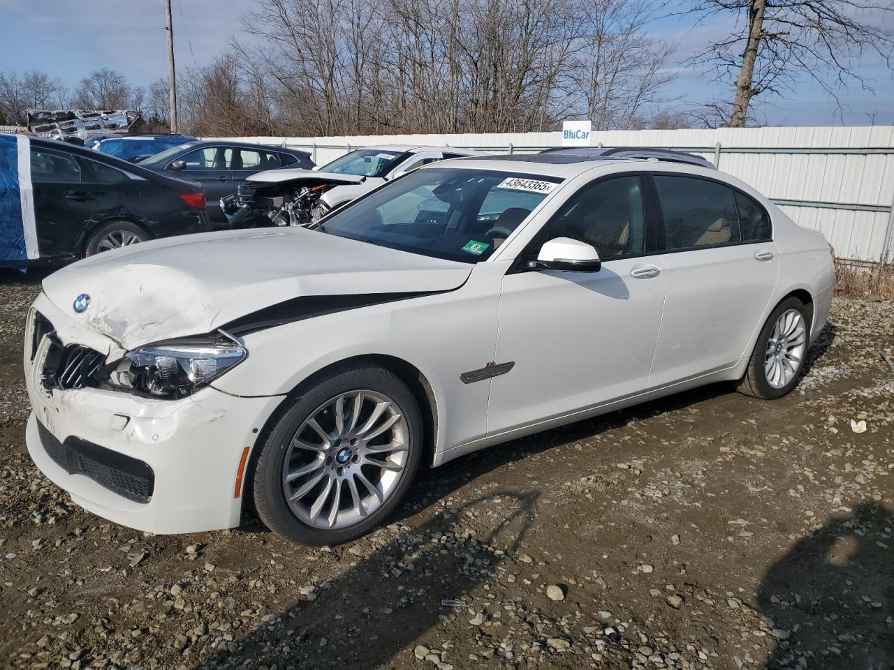 BMW 750 LXI 2015
