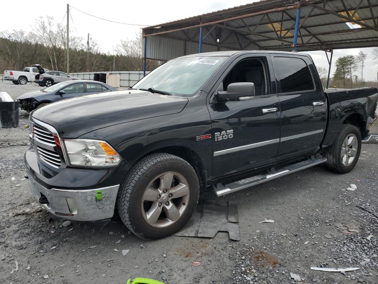 RAM 1500 SLT 2015