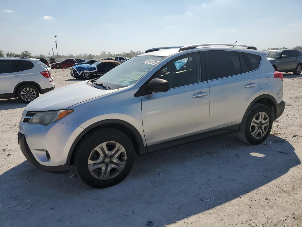 TOYOTA RAV4 LE 2013