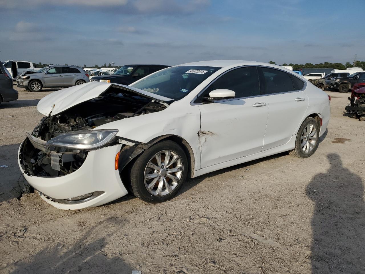 CHRYSLER 200 2015