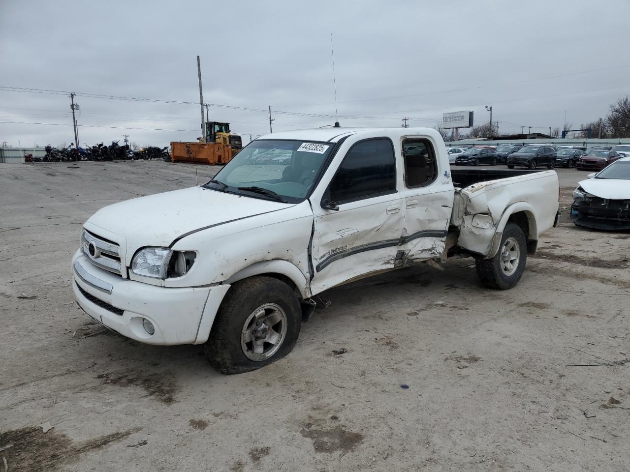 TOYOTA TUNDRA ACC 2004