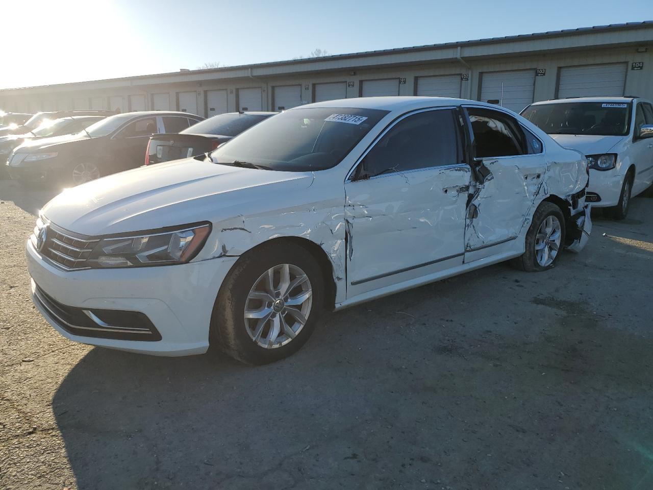 VOLKSWAGEN PASSAT S 2016
