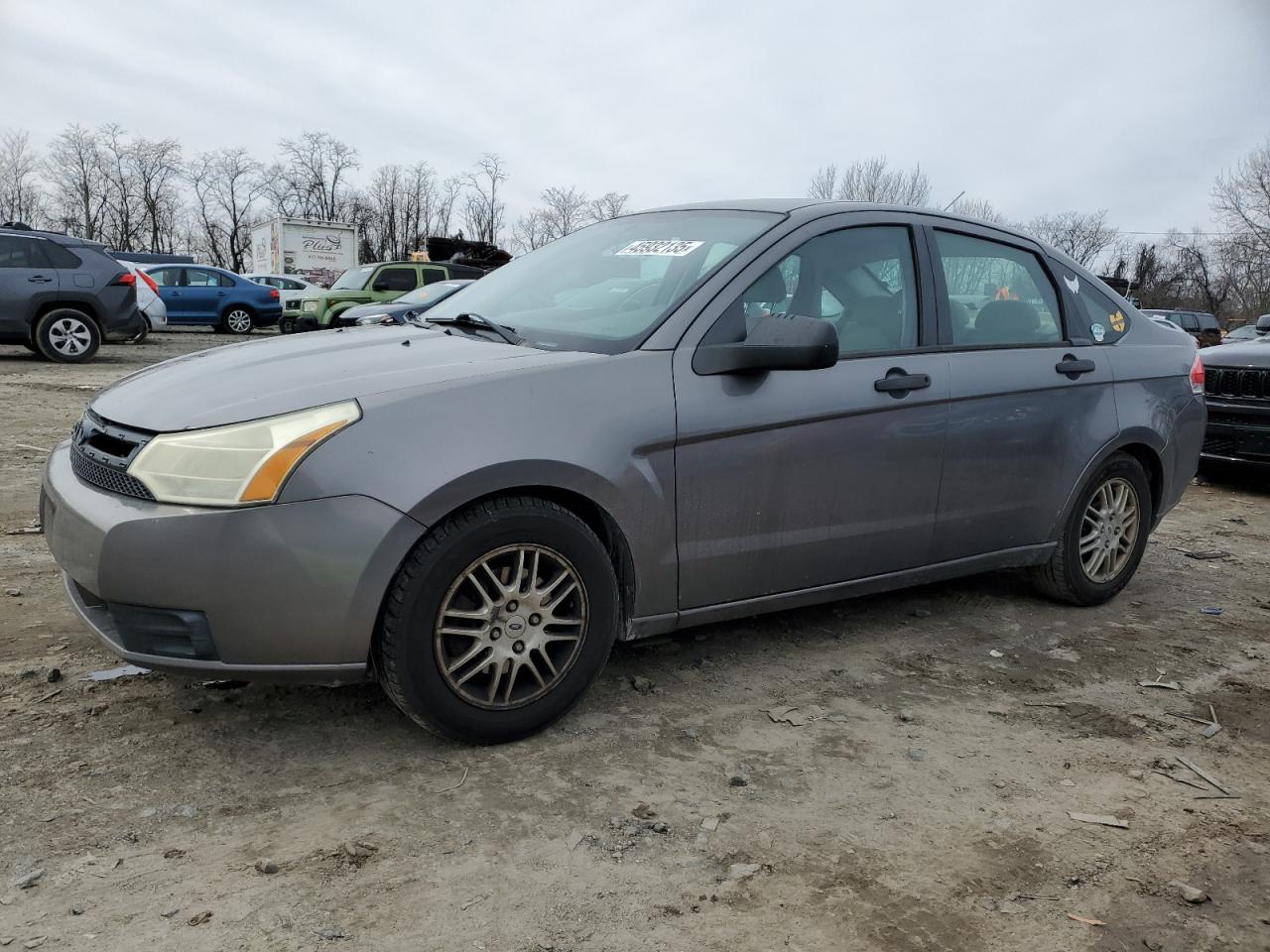 FORD FOCUS SE 2011