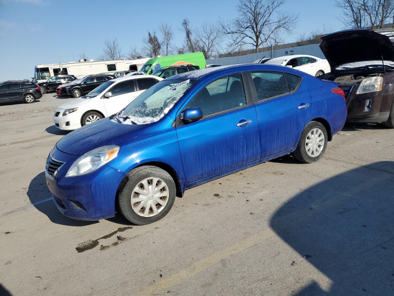NISSAN VERSA S 2012
