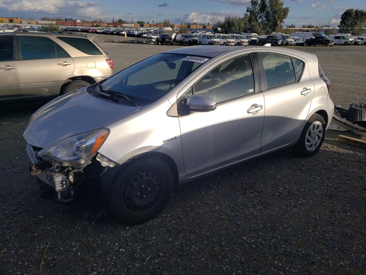 TOYOTA PRIUS C 2016