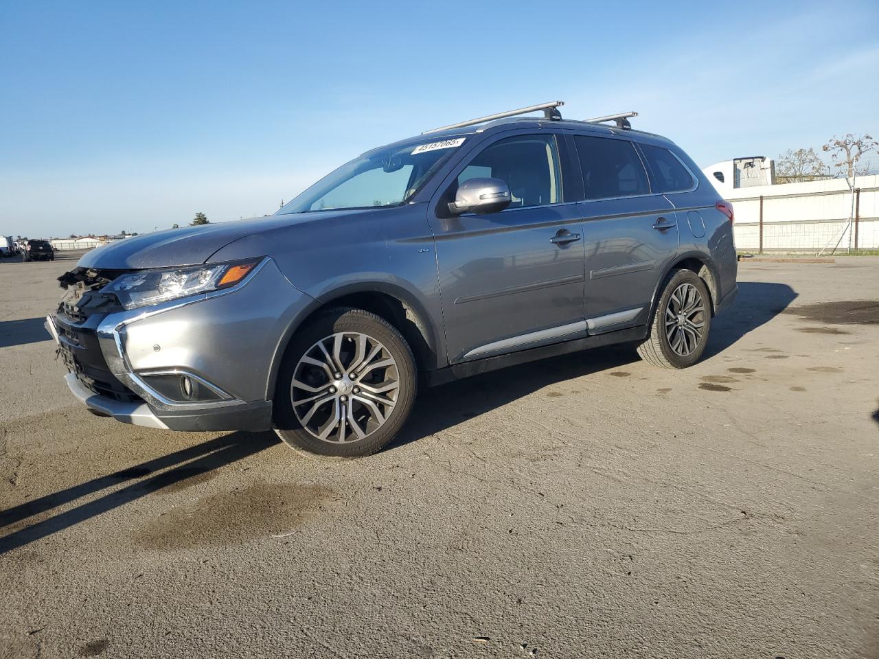MITSUBISHI OUTLANDER 2016