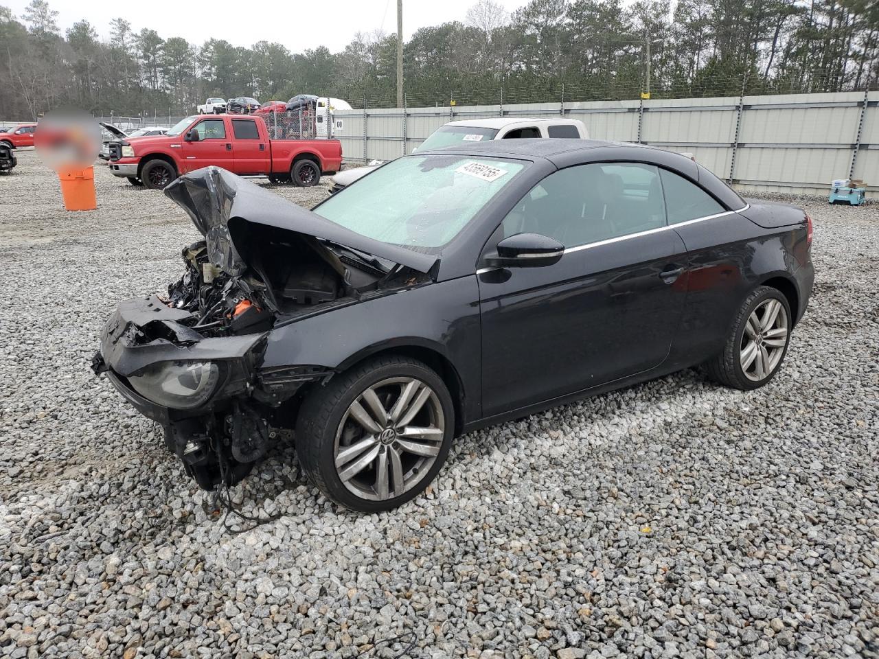 VOLKSWAGEN EOS 2013