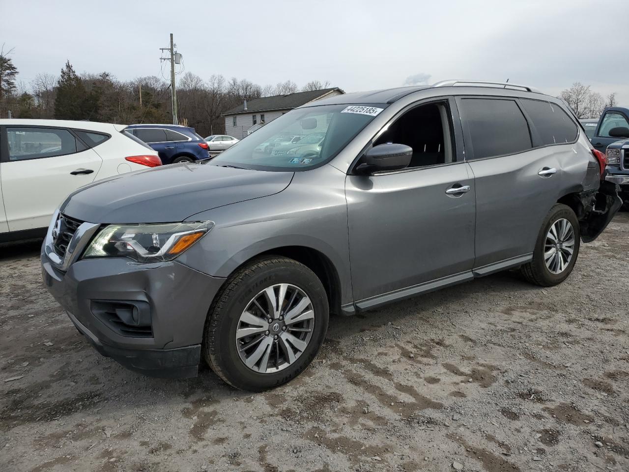 NISSAN PATHFINDER 2018