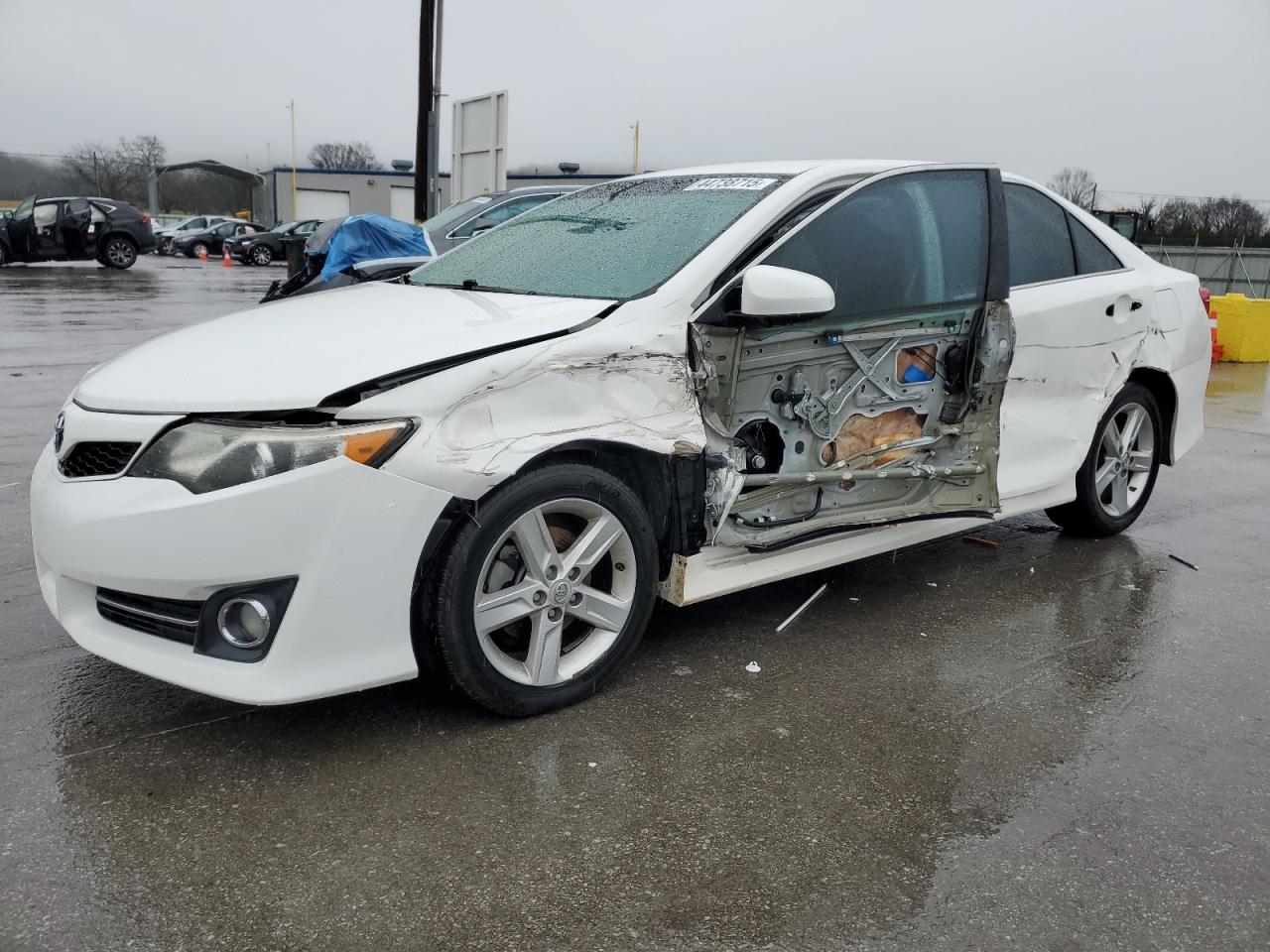 TOYOTA CAMRY L 2014
