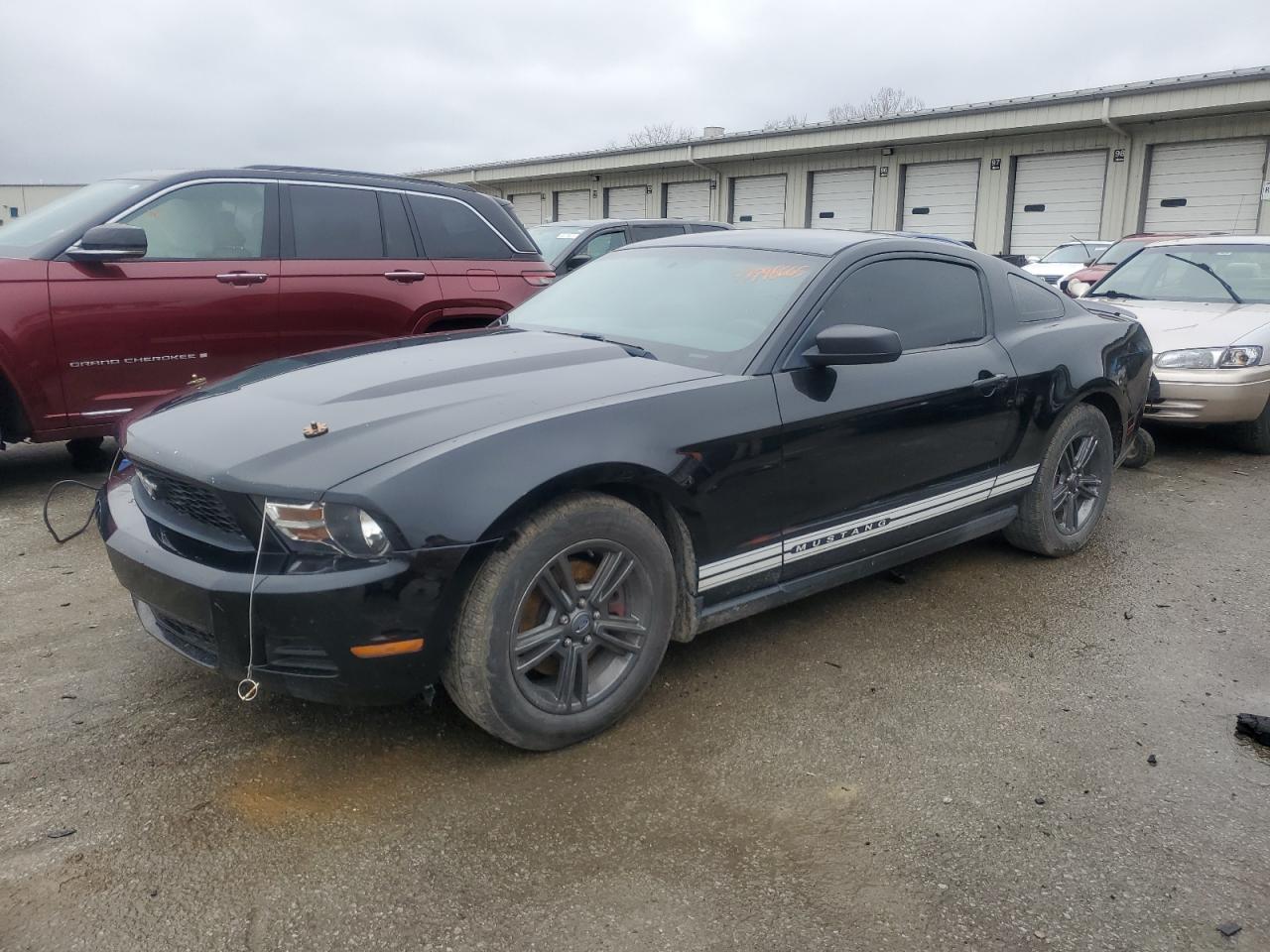 FORD MUSTANG 2012